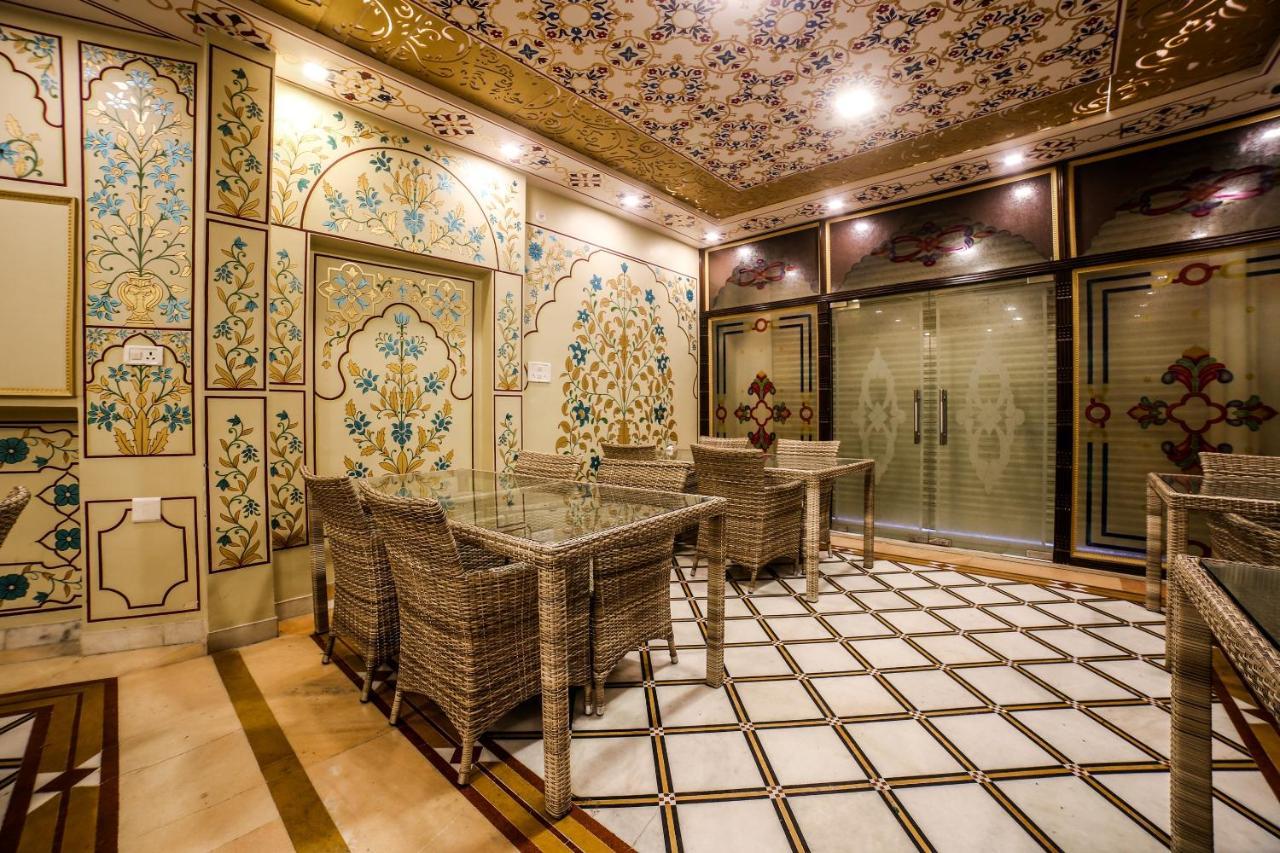 Collection O 36316 Hotel White Palace Jaipur Ngoại thất bức ảnh