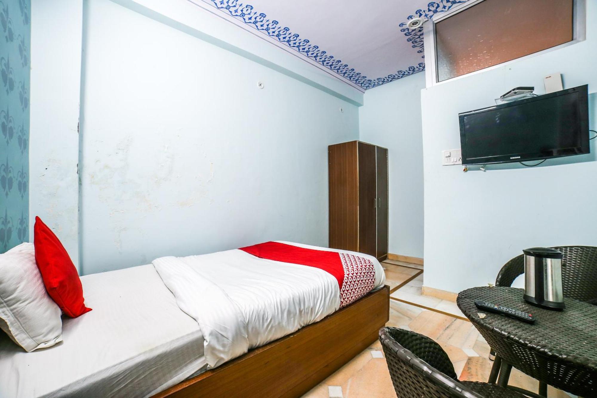 Collection O 36316 Hotel White Palace Jaipur Ngoại thất bức ảnh