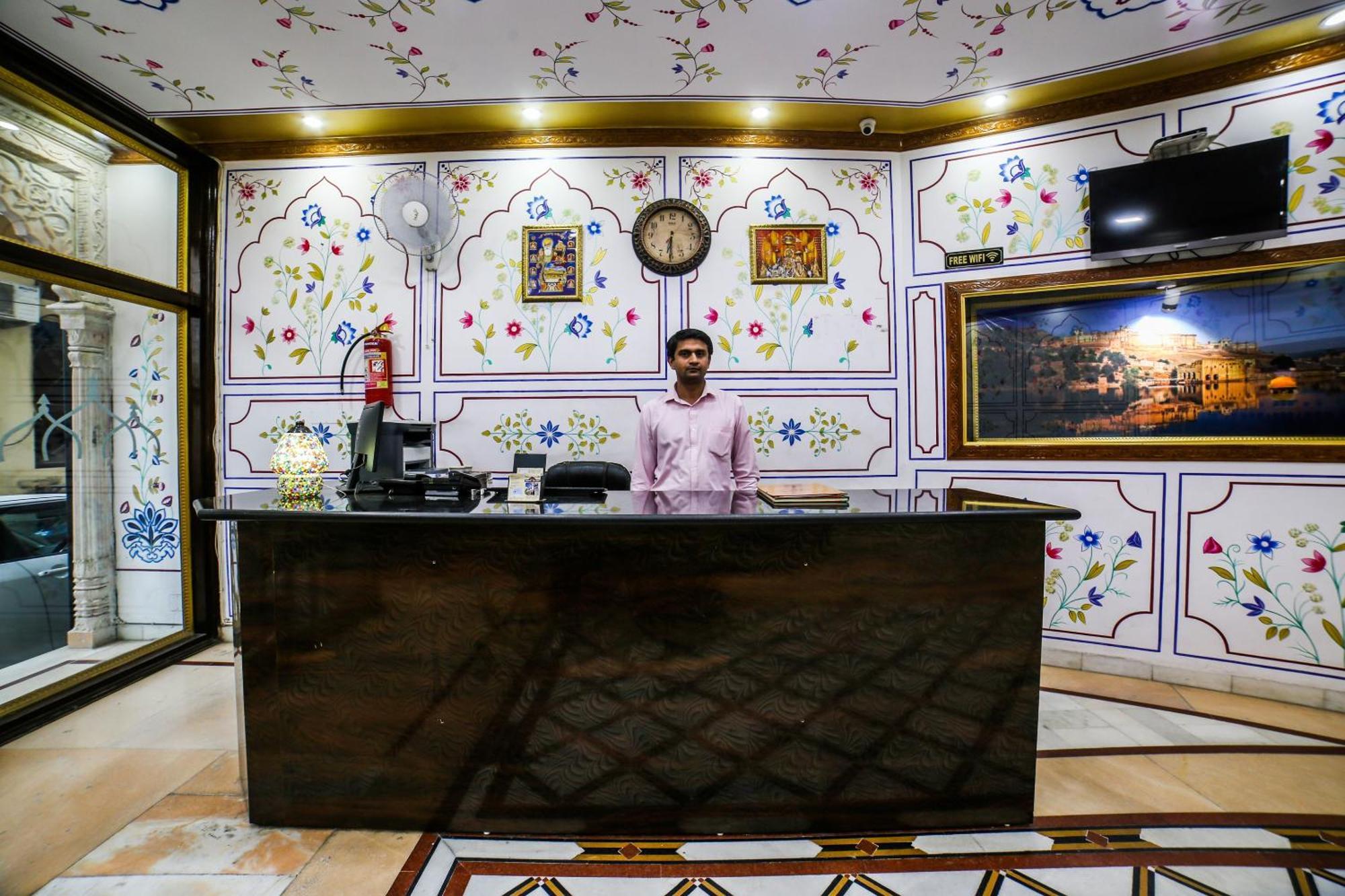Collection O 36316 Hotel White Palace Jaipur Ngoại thất bức ảnh