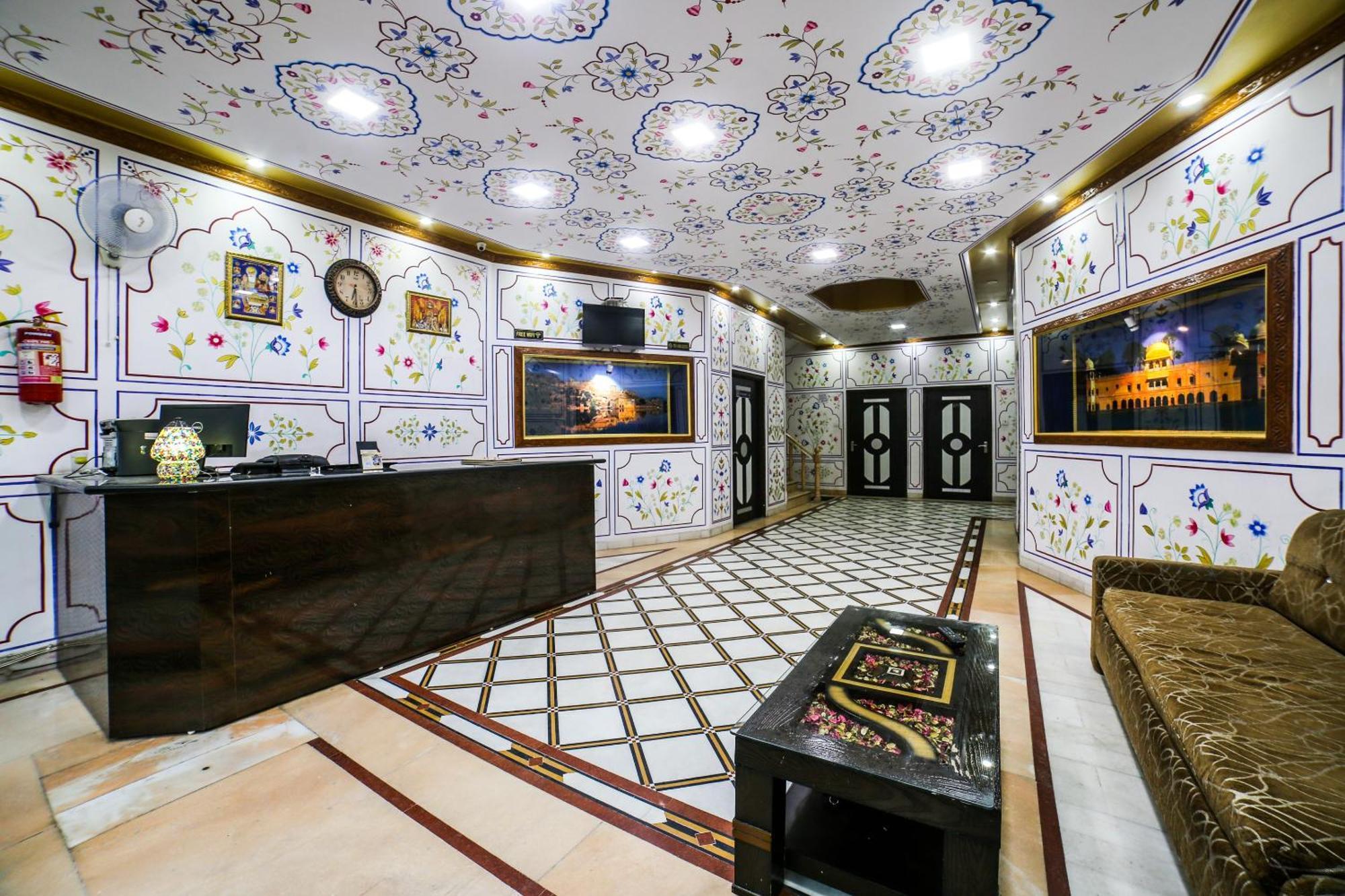 Collection O 36316 Hotel White Palace Jaipur Ngoại thất bức ảnh